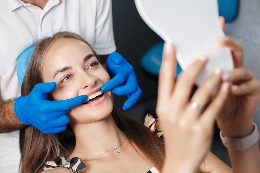 The Role Of Technology In Cosmetic Dentistry: Reshaping Smiles With Precision