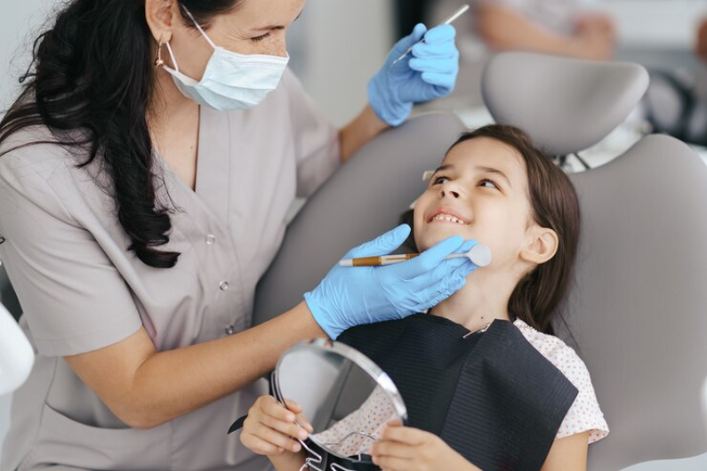 cosmetic dentist in lombard